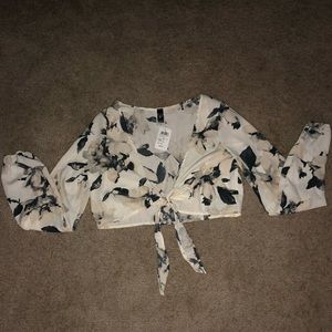 Windsor Crop Tie Top